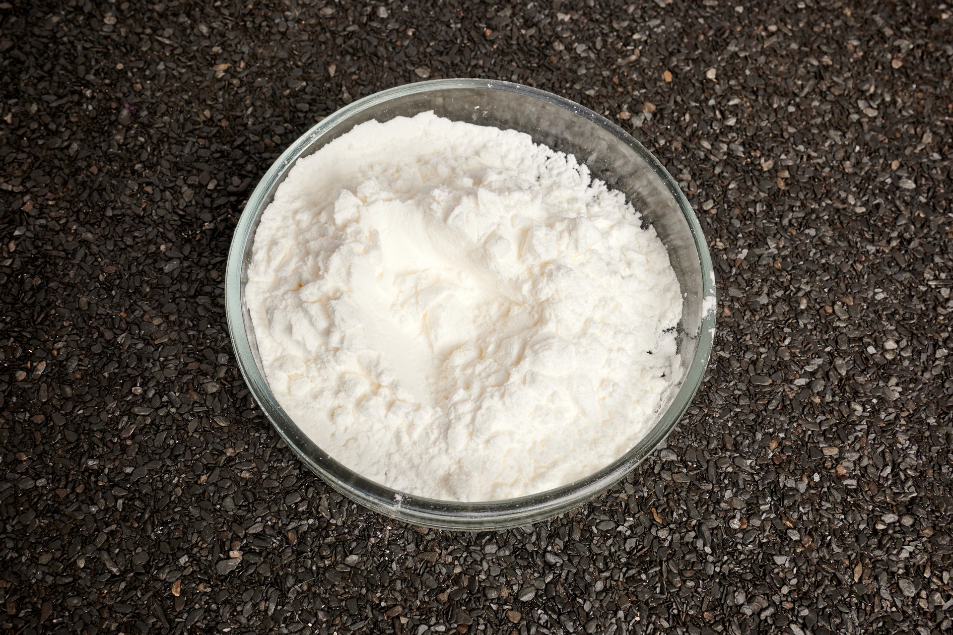 ガラス・光学レンズ・セラミック原料